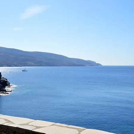 Fantastic Waterfront In Koundouros, Kea Ioulis