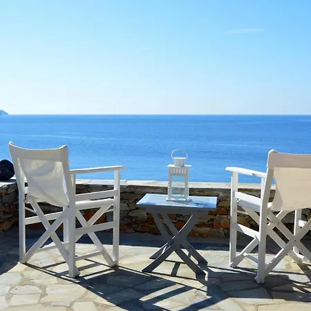 Fantastic Waterfront In Koundouros, Kea Holiday home Ioulis