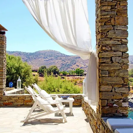 Fantastic Waterfront In Koundouros, Kea Holiday home Ioulis