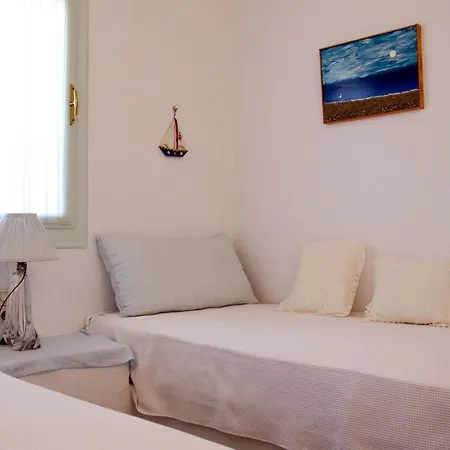 Fantastic Waterfront In Koundouros, Kea