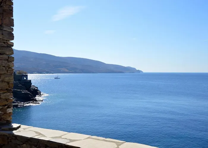 Fantastic Waterfront In Koundouros, Kea Ioulis