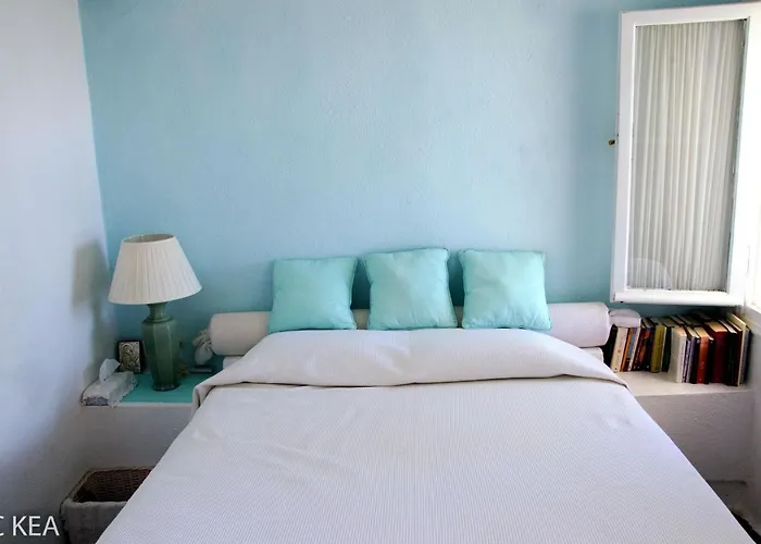 Fantastic Waterfront In Koundouros, Kea Casa de Férias *