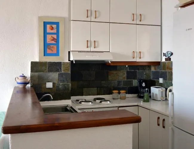 Fantastic Waterfront In Koundouros, Kea Ioulis